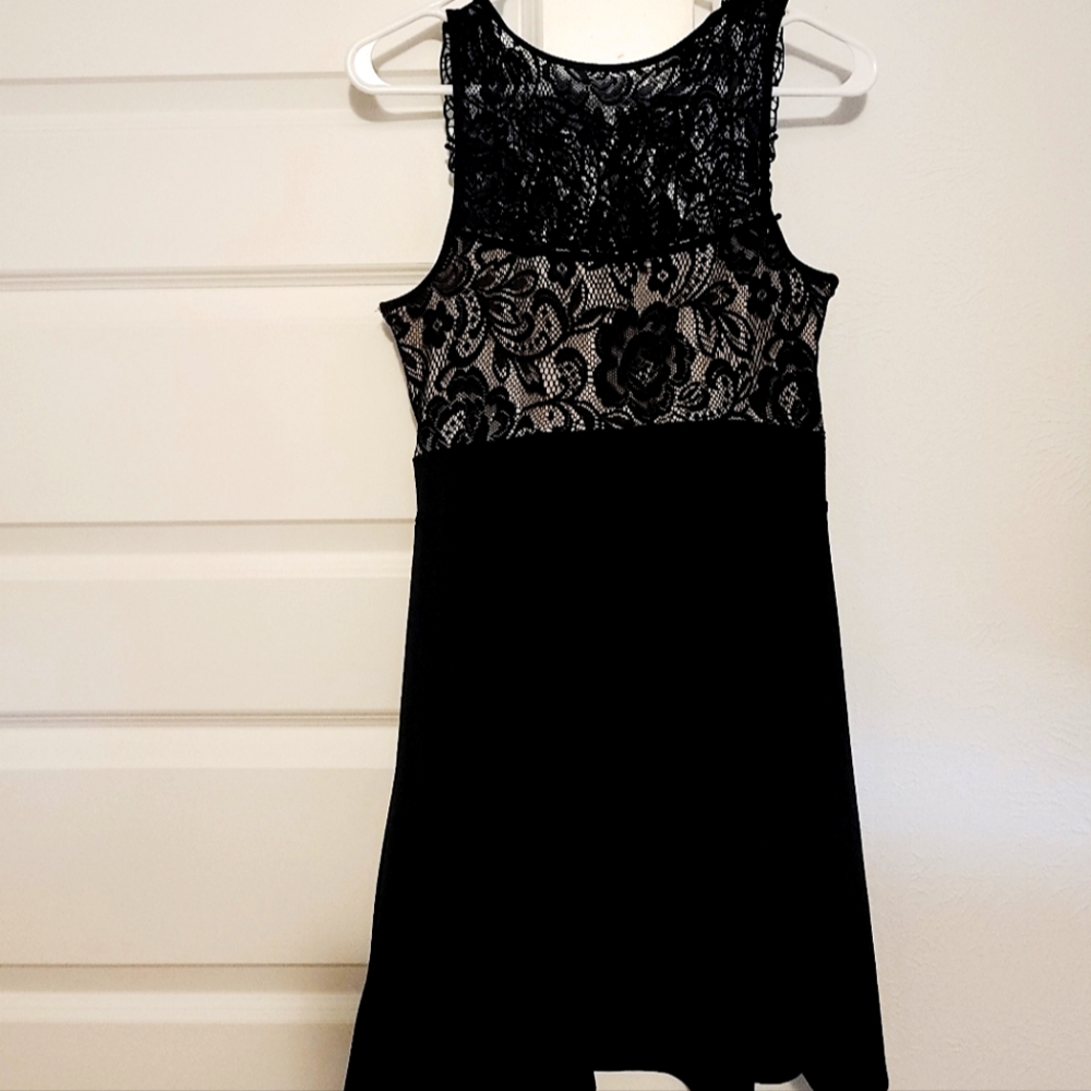 Black Lace Cocktail Dress